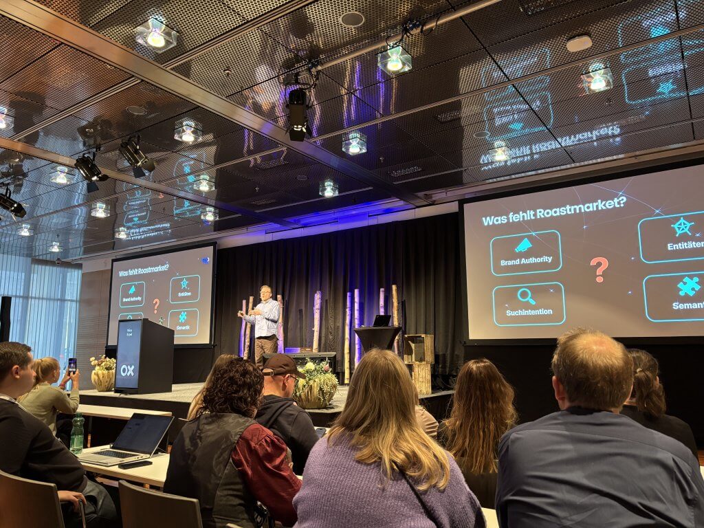 SEOkomm 2025 in Salzburg – Helpful Content & Entity-based SEO – Wie Google heute wirklich denkt von Nico Erpel-Haase